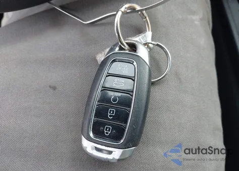 2022 Hyundai Elantra Sel z USA, uszkodzony, nr VIN 5NPLM4AG8NH066763